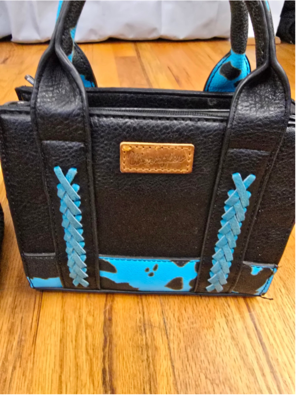 Wrangler Turquoise Cow Print Western Purse Matching Mini Bag Set - Picture 7 of 9